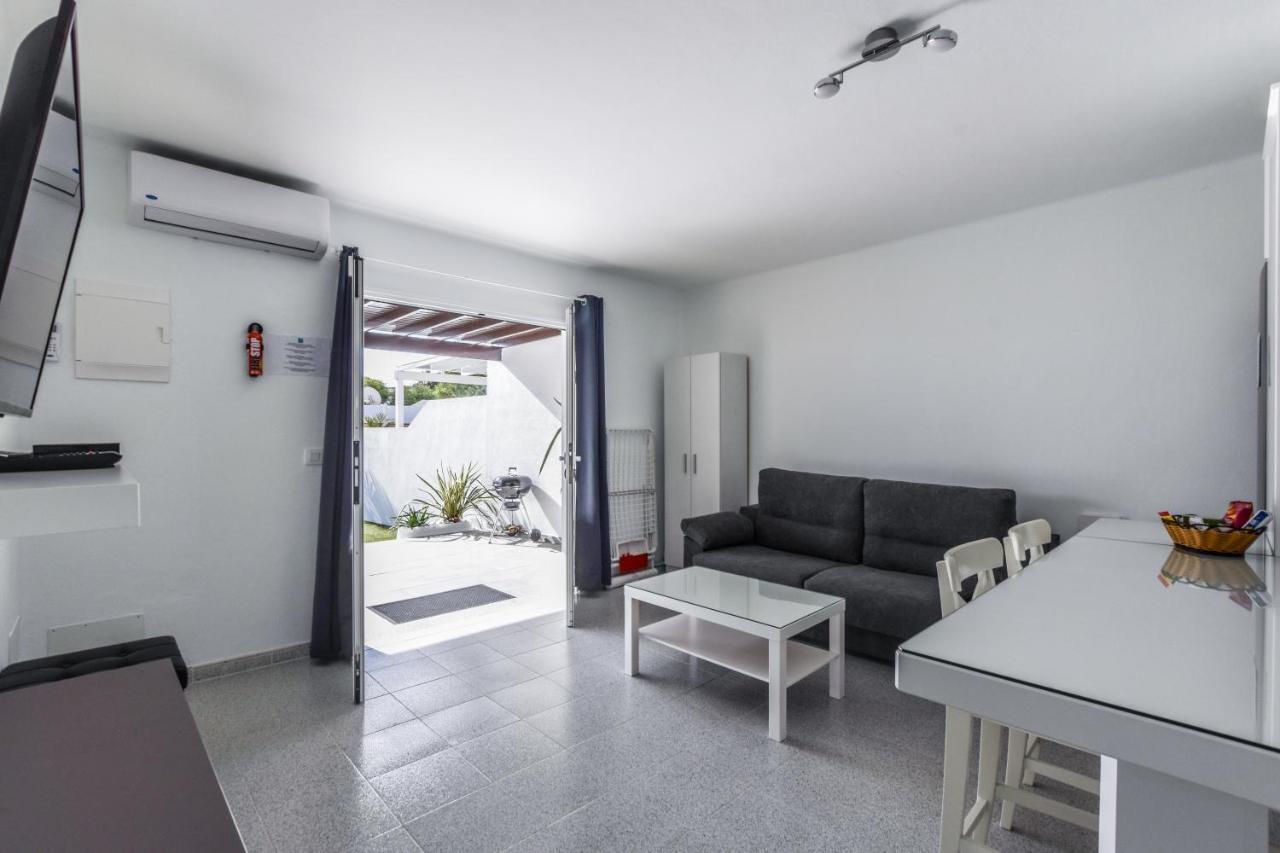 Villas New Lanzasuites Plus Playa Blanca  Exterior photo