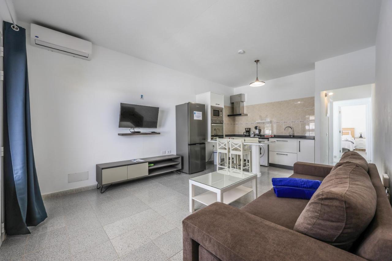 Villas New Lanzasuites Plus Playa Blanca  Exterior photo