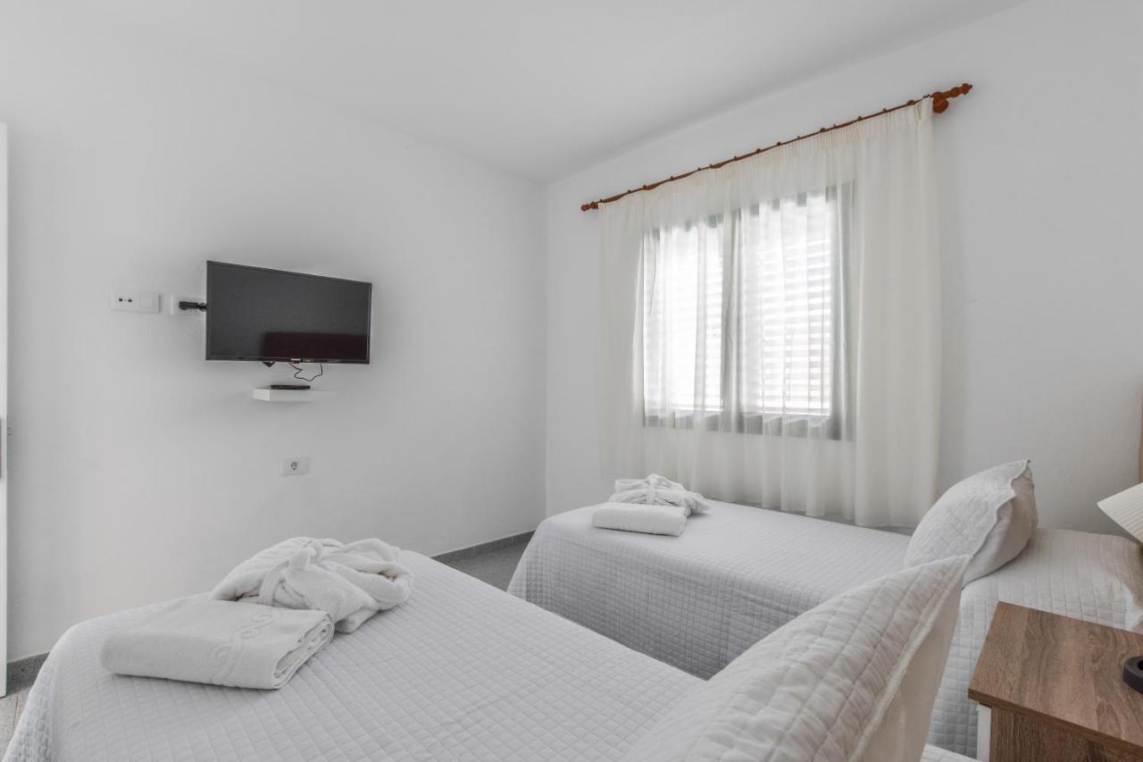 Villas New Lanzasuites Plus Playa Blanca  Exterior photo