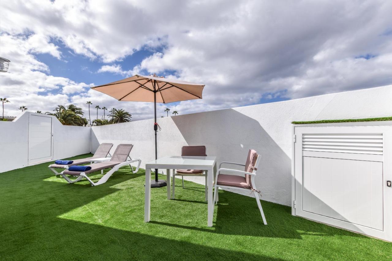 Villas New Lanzasuites Plus Playa Blanca  Exterior photo