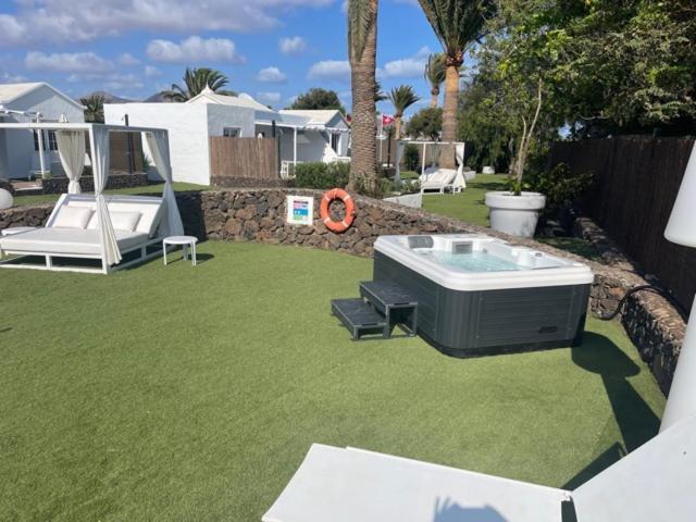 Villas New Lanzasuites Plus Playa Blanca  Exterior photo