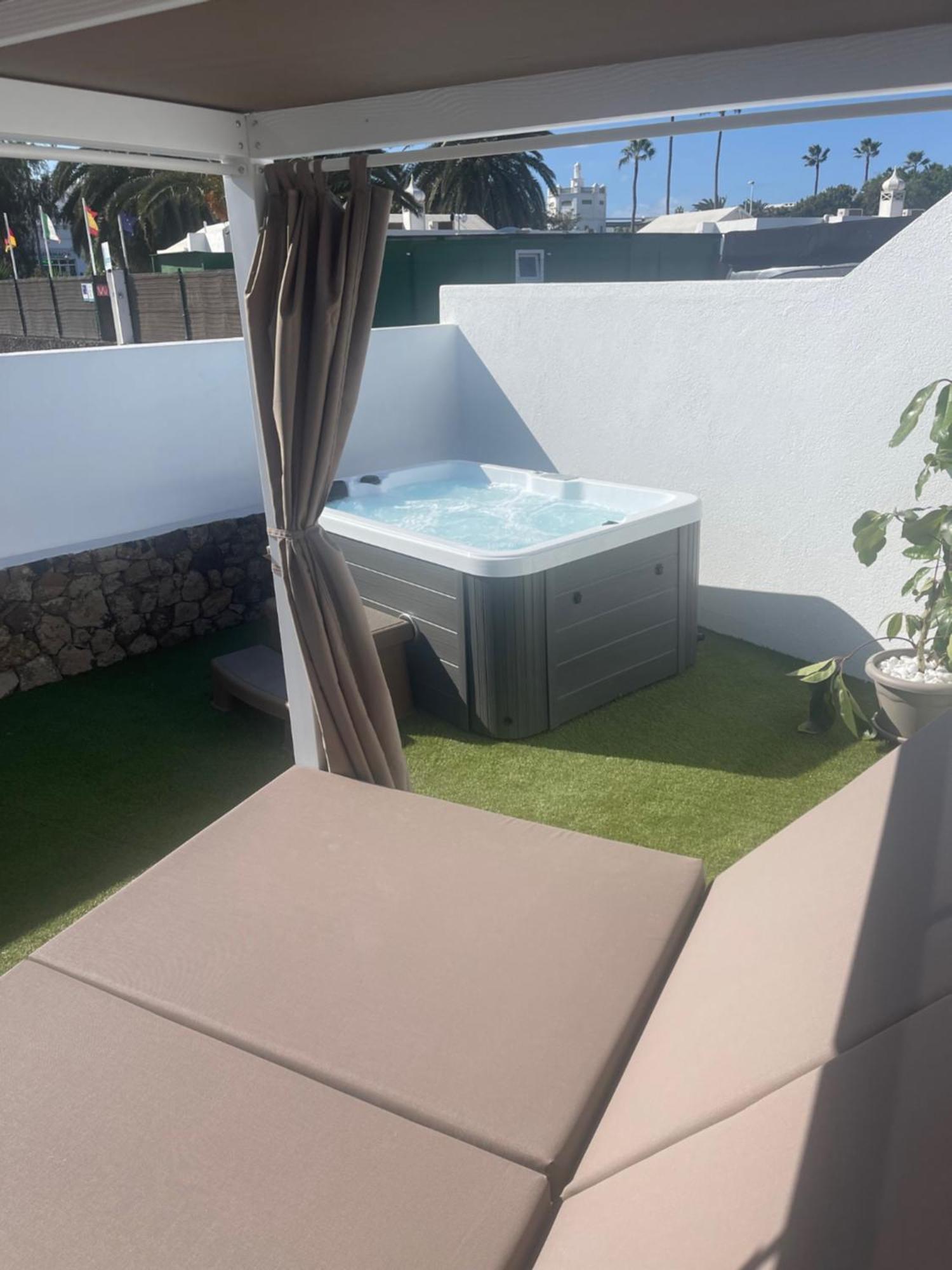 Villas New Lanzasuites Plus Playa Blanca  Exterior photo